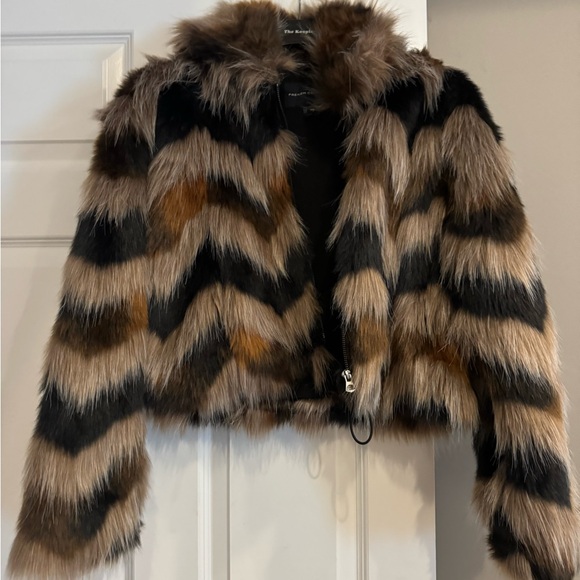 French Connection Dallow Faux Fur - Picture 4 of 7